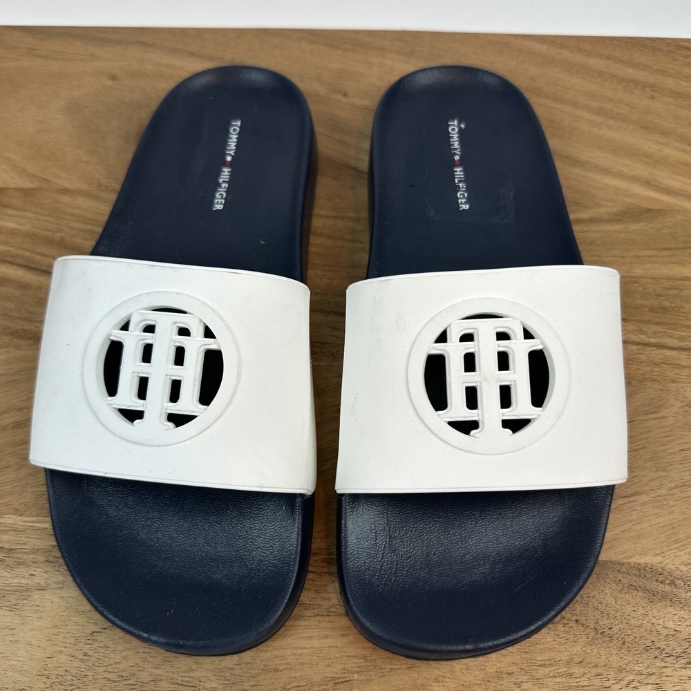 New NWOB Womens Tommy Hilfiger Danaa White Comfort Slides Sandals Size 7 M